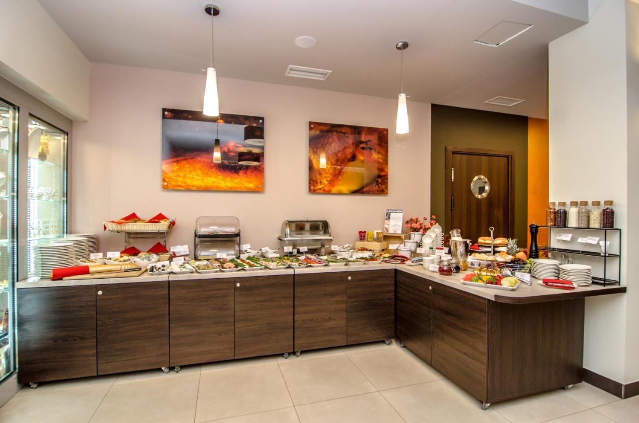 Hotel Emocja Spa Мєльно Екстер'єр фото